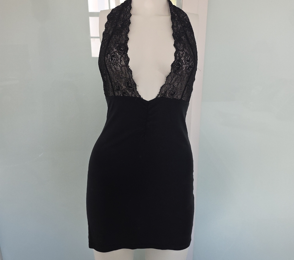 Sexy Black Lace Plunge Halter Mini Dress